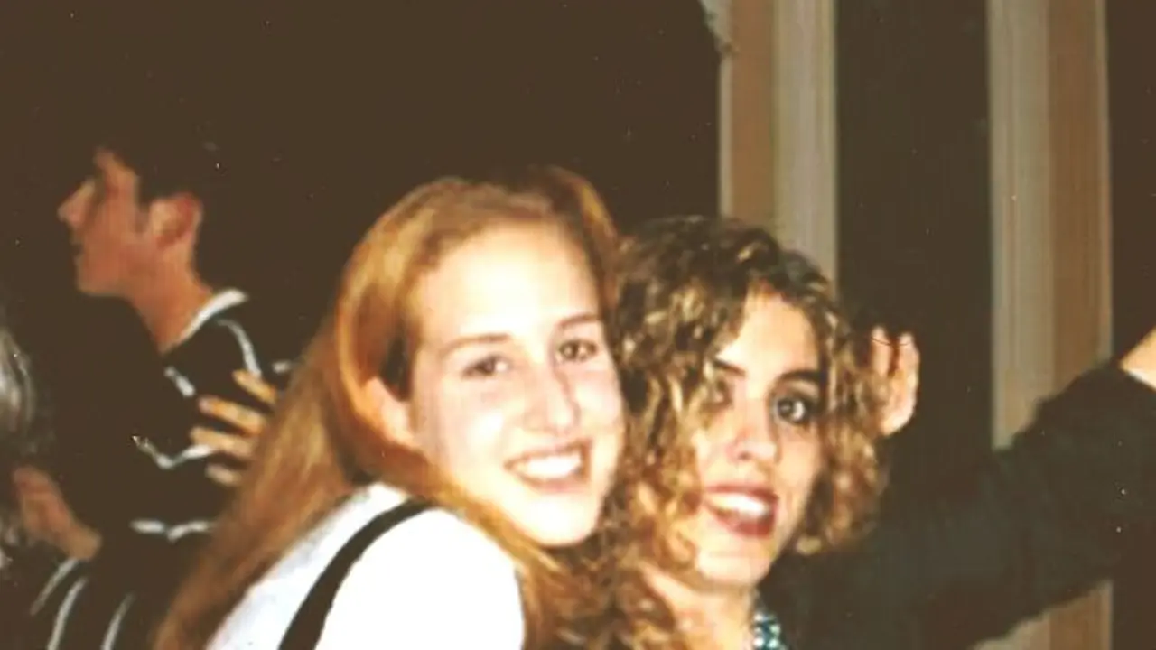 Mi amiga y yo. Tiernos dieciocho.