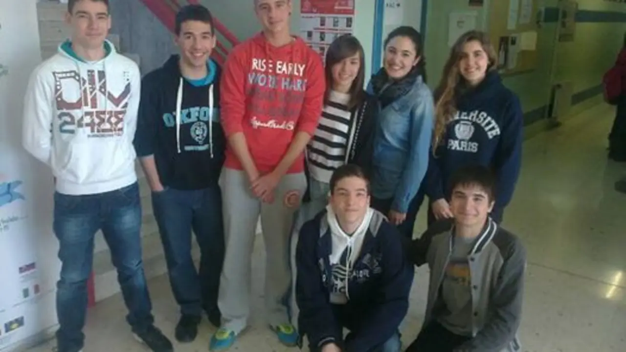 Alumnos del IES Th&aacute;der.