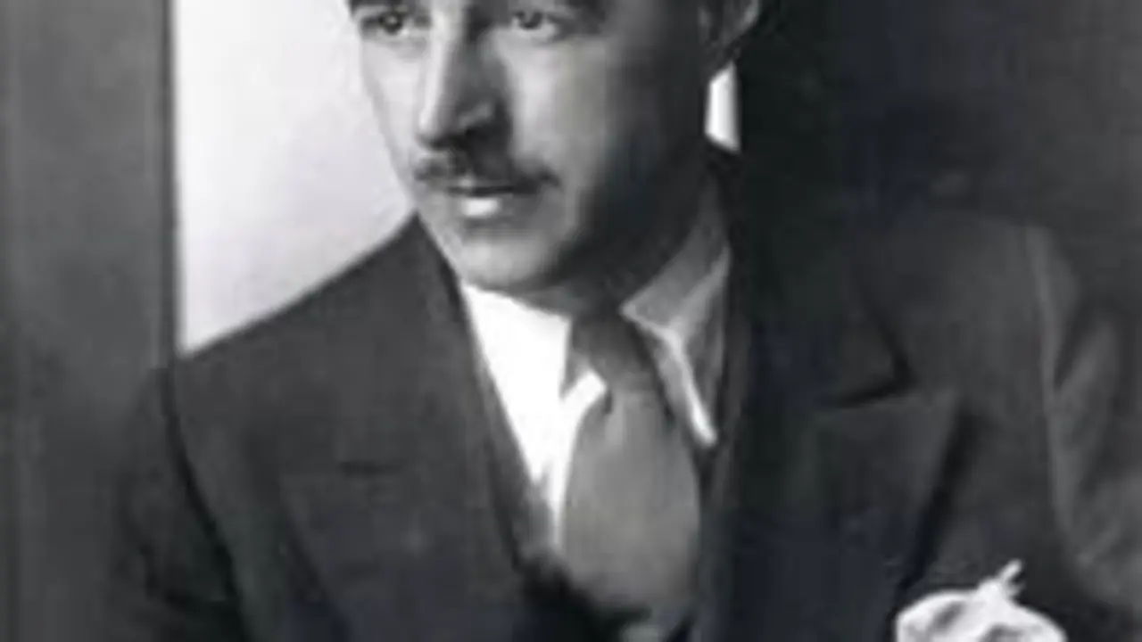 Dashiell Hammett, autor de Disparos en la noche