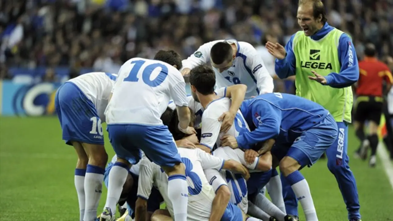Jugadores bosnios.