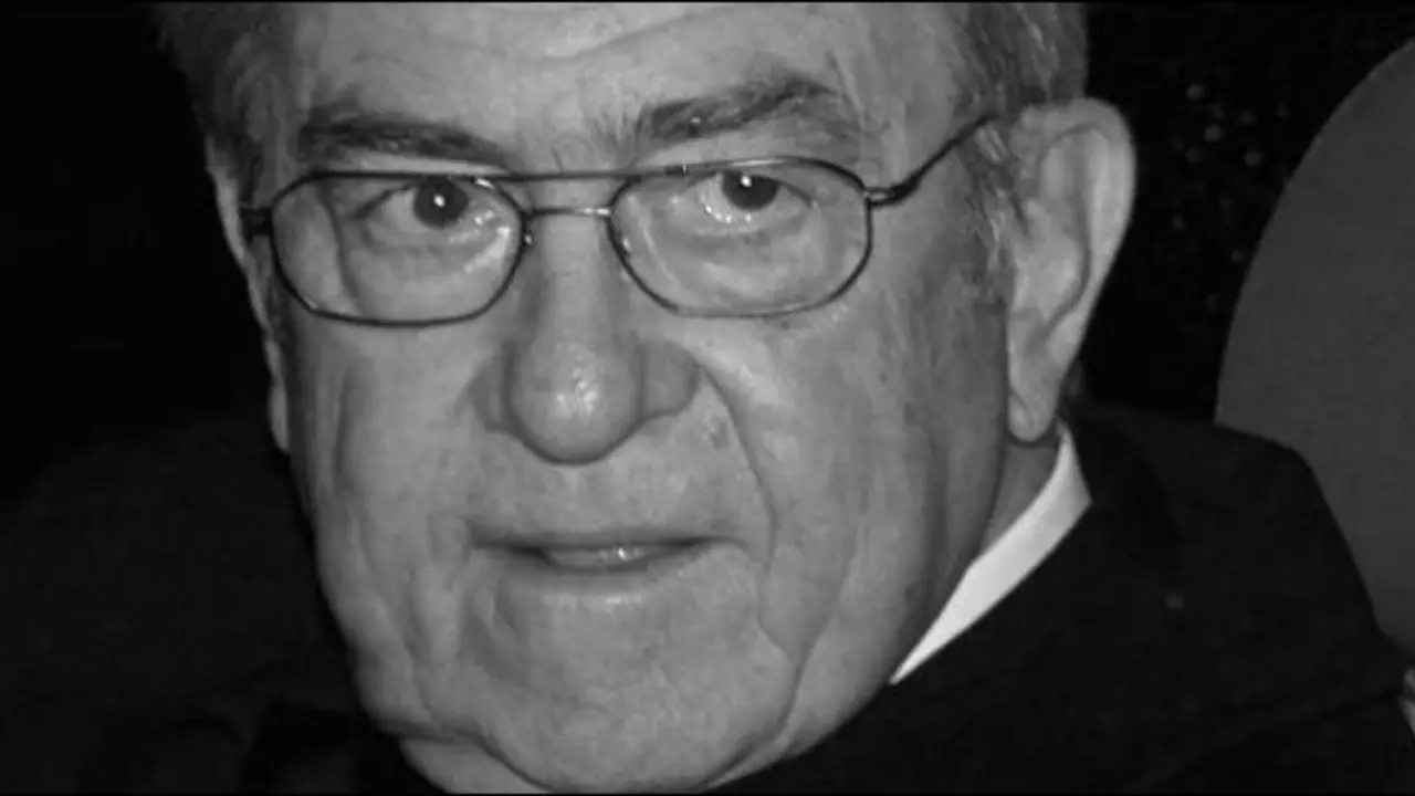 El rey Constantino de Grecia, hermano de Sof&iacute;a y casado con Ana-Mar&iacute;a, hermana peque&ntilde;a de la reina Margarita de Dinamarca.