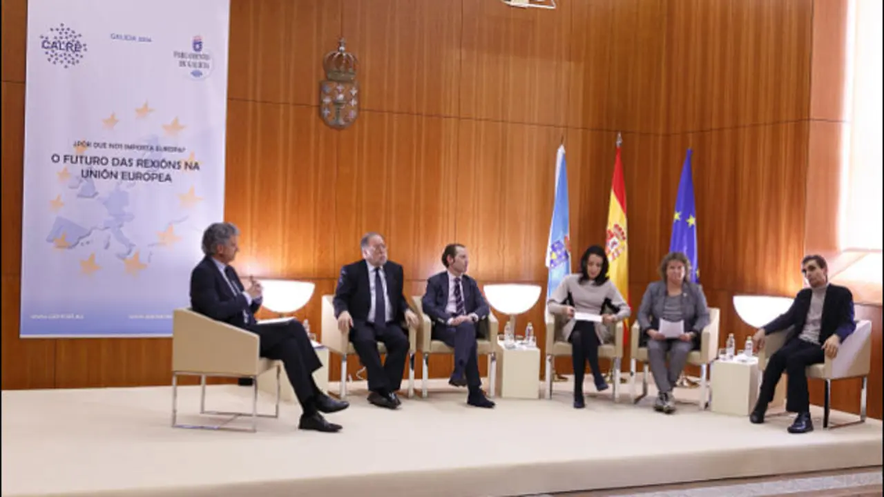 Jos&eacute; Luis G&oacute;mez, Xos&eacute; Lu&iacute;s Barreiro, Roberto Blanco-Vald&eacute;s, Cristina Ares, Marta &Aacute;lvarez y Adolfo Dom&iacute;nguez. / Arxina