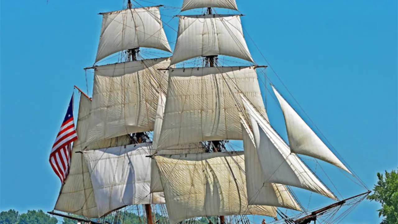 El barco del enemigo.