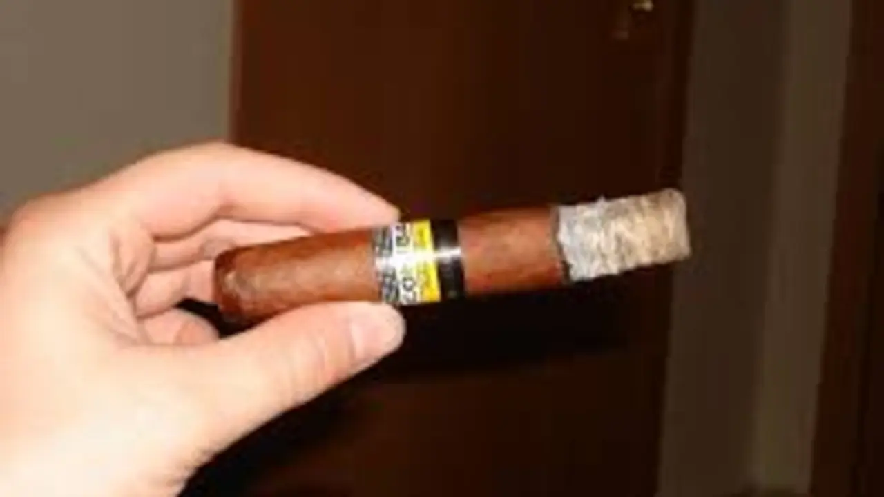 Un Cohiba, marca preferida de Rajoy.