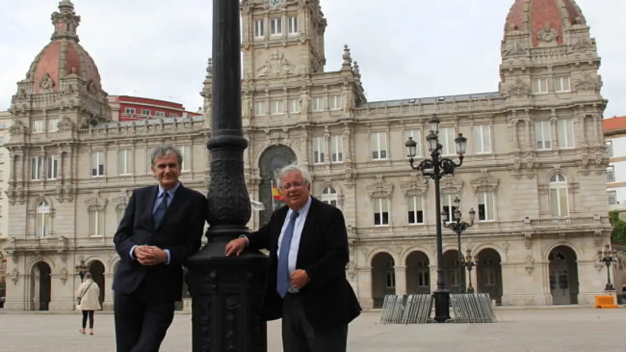 Jos&eacute; Luis G&oacute;mez y Fernando J&aacute;uregui, en A Coru&ntilde;a, donde cerraron el acuerdo. / Lourdes Carmona Hinojosa