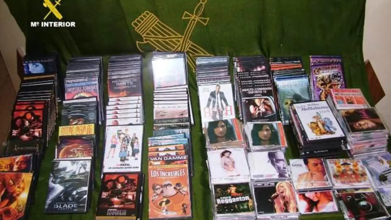 Incautaci&oacute;n de DVD ilegales.