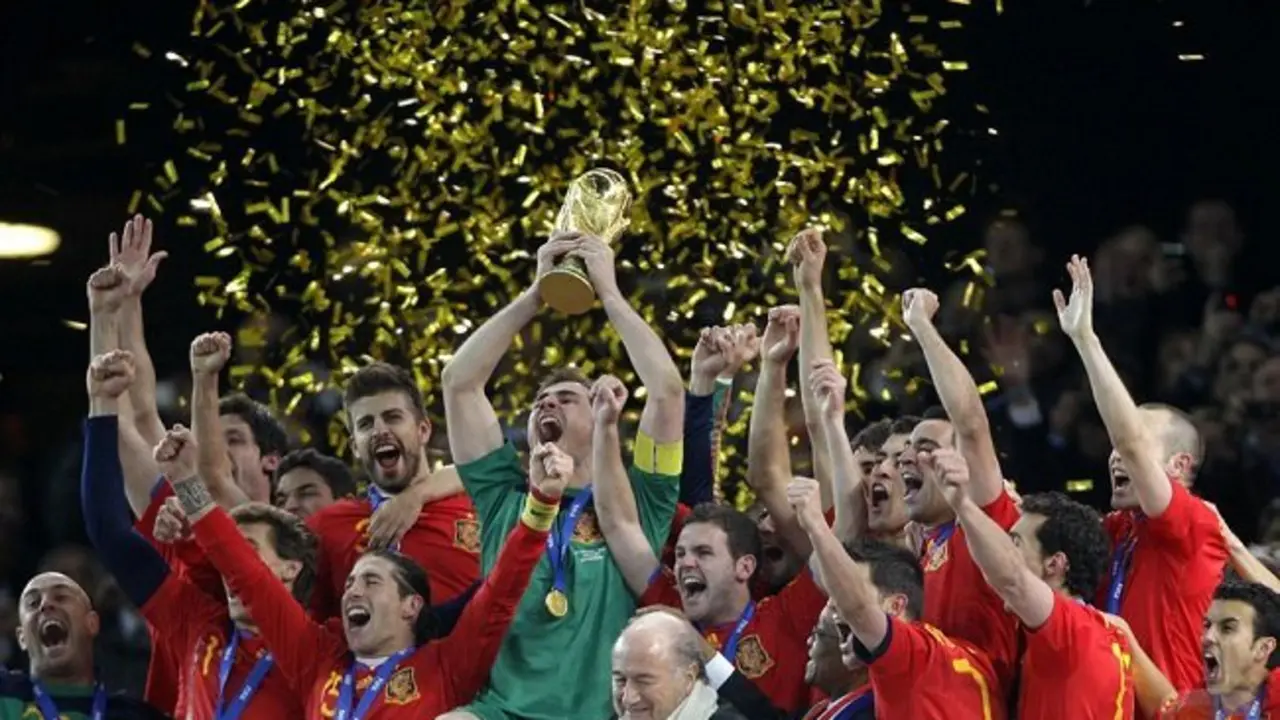 La Selecci&oacute;n de Espa&ntilde;a celebra el Mundial de 2010.