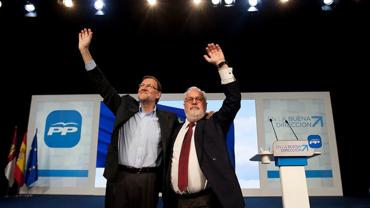 Mariano Rajoy y Miguel Arias Ca&ntilde;ete.