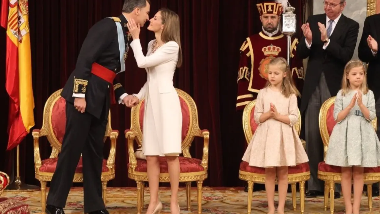Los Reyes tras el juramento.