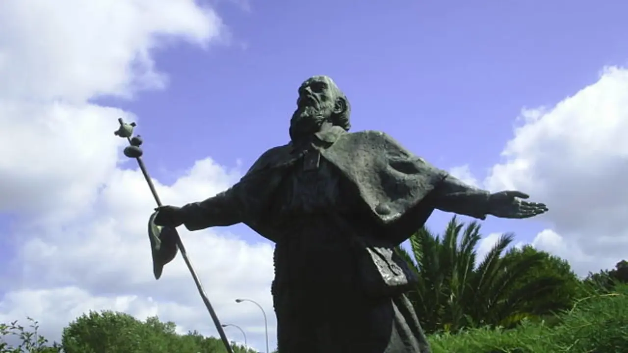 Monumento al peregrino, en Santiago de Compostela.