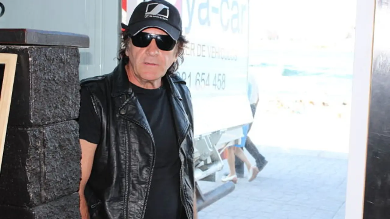 Johnny Cifuentes, cantante de Burning