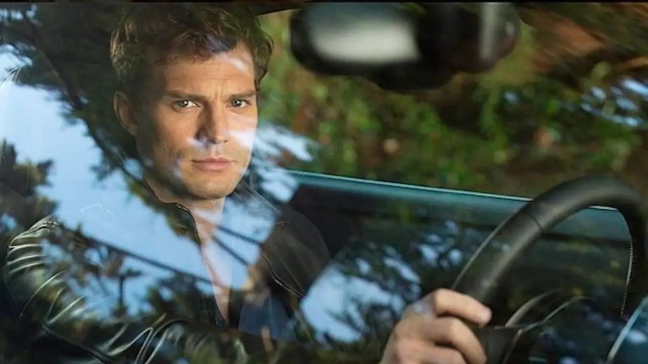 Jamie Dornan como Christian Grey.