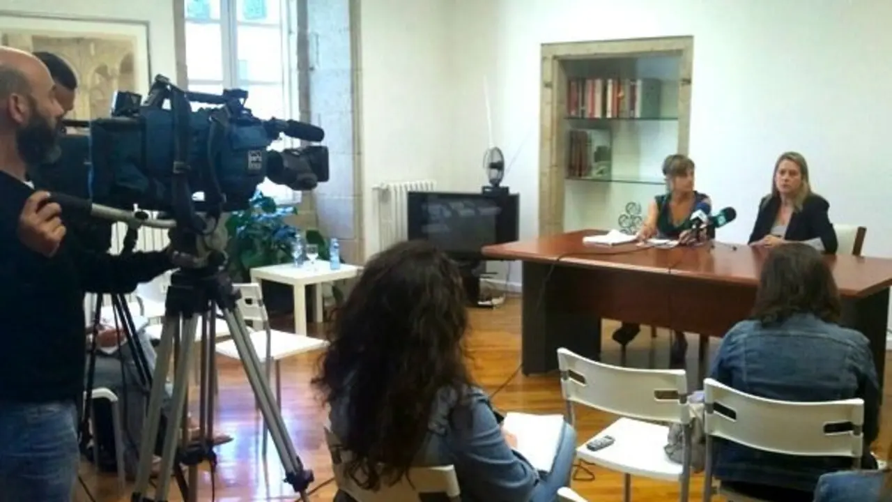 Presentaci&oacute;n aos medios na sede do Instituto Campus Stellae, en Santiago. / IECE