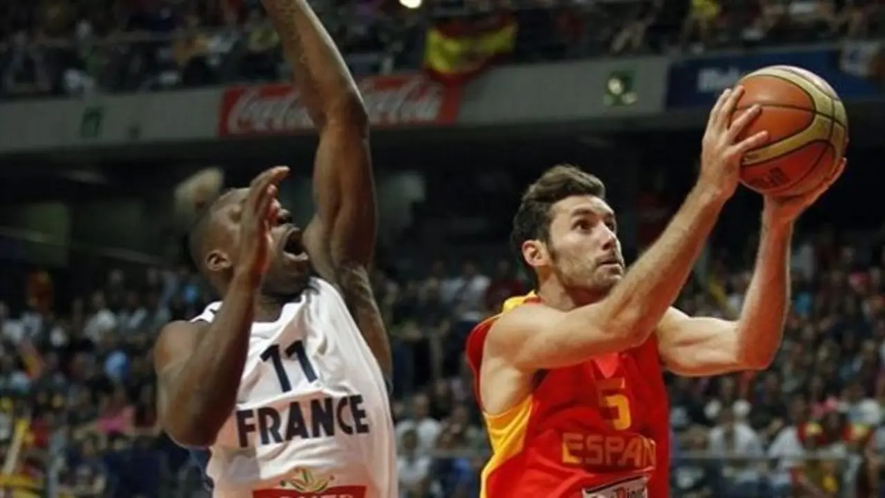 Una jugada del Espa&ntilde;a-Francia.
