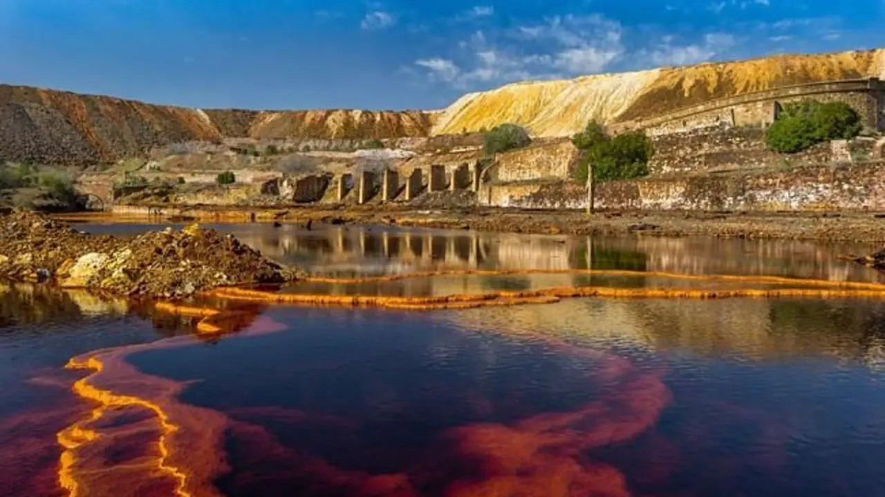 Estromatolitos del R&iacute;o Tinto. / Bego S&aacute;nchez