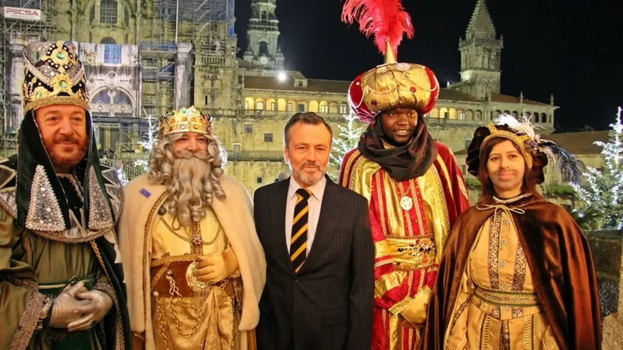 Los Reyes Magos con el alcalde