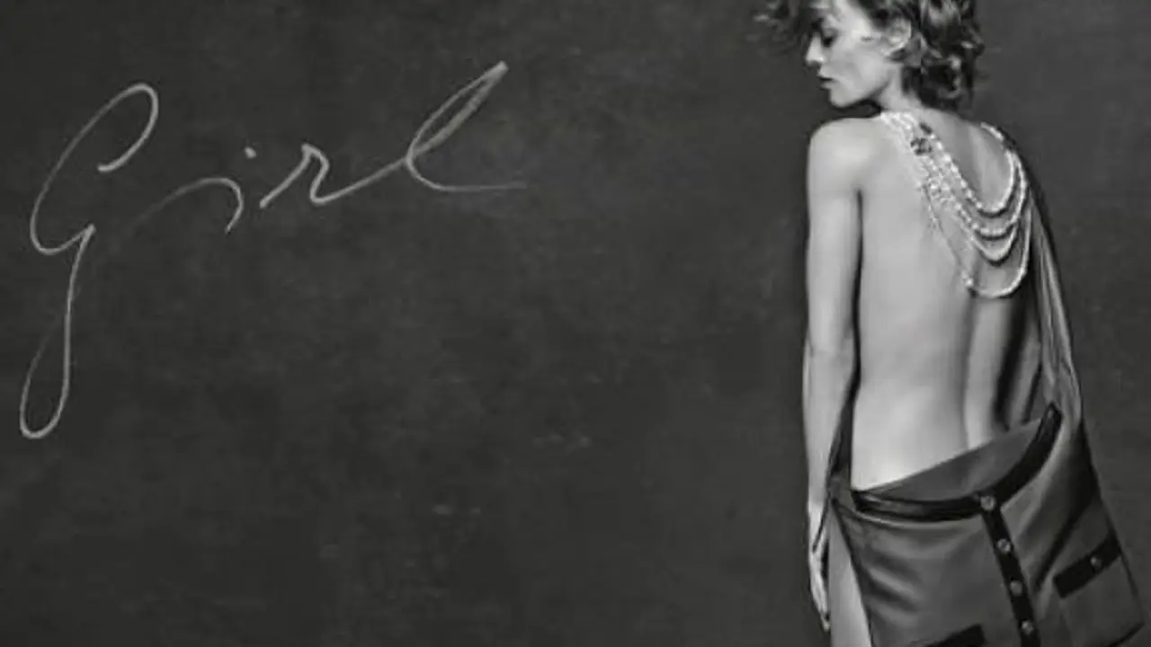 Vanessa Paradis posa desnuda para la nueva campa&ntilde;a de Chanel