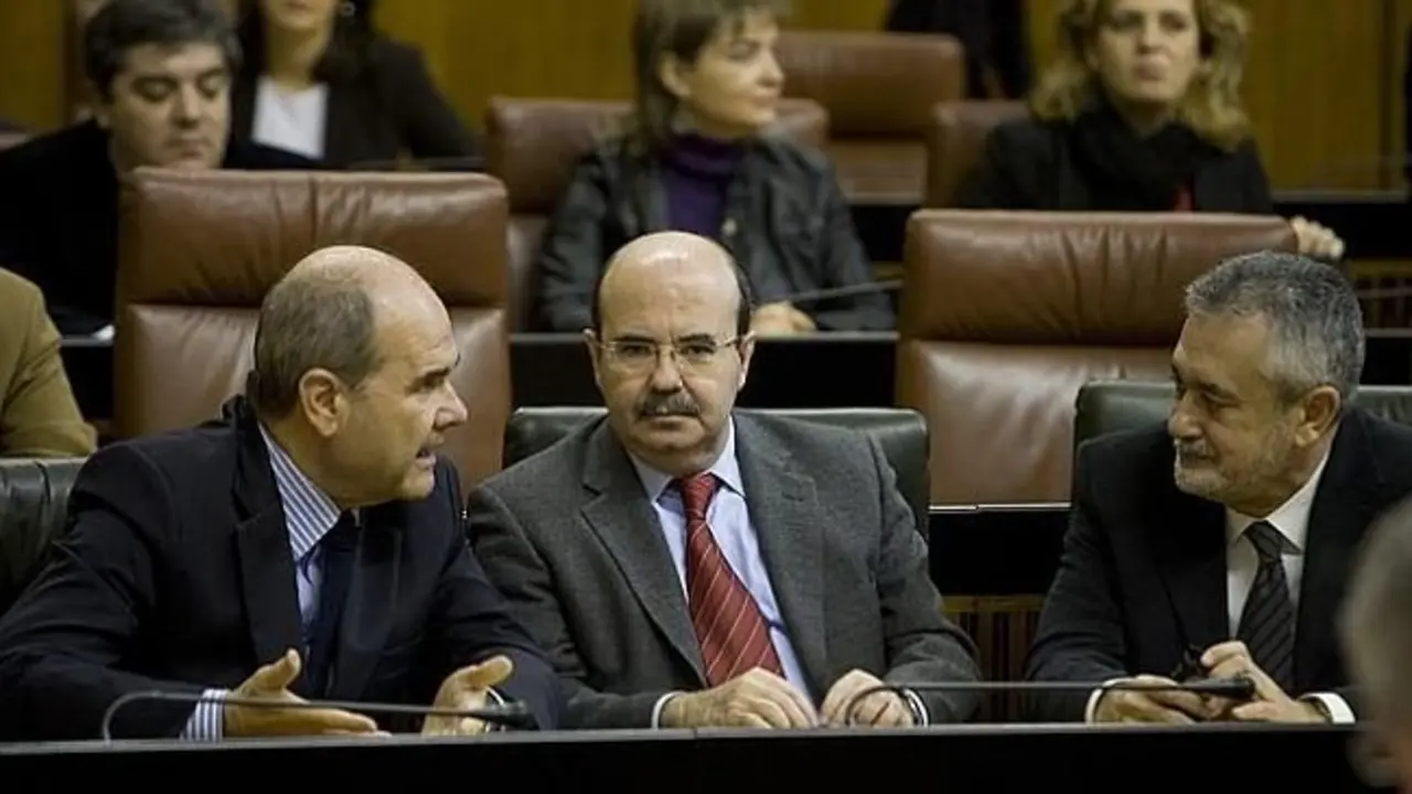 Chaves, Zarr&iacute;as y Gri&ntilde;&aacute;n.