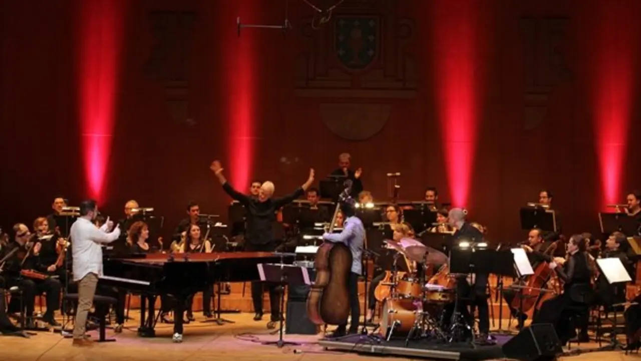 Abe R&aacute;bade con Real Filharmon&iacute;a de Galicia/Foto Luis Polo