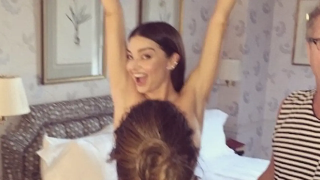 Miranda Kerr en topless.