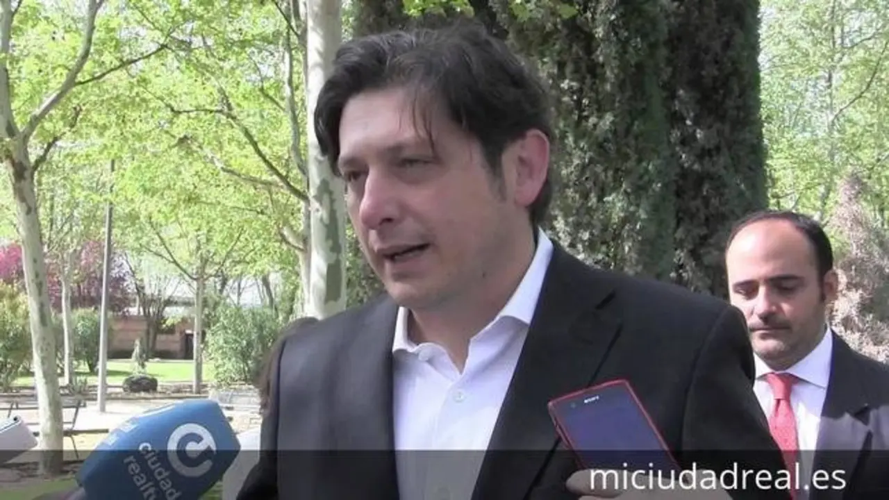 Fern&aacute;ndez Ar&aacute;nguez.