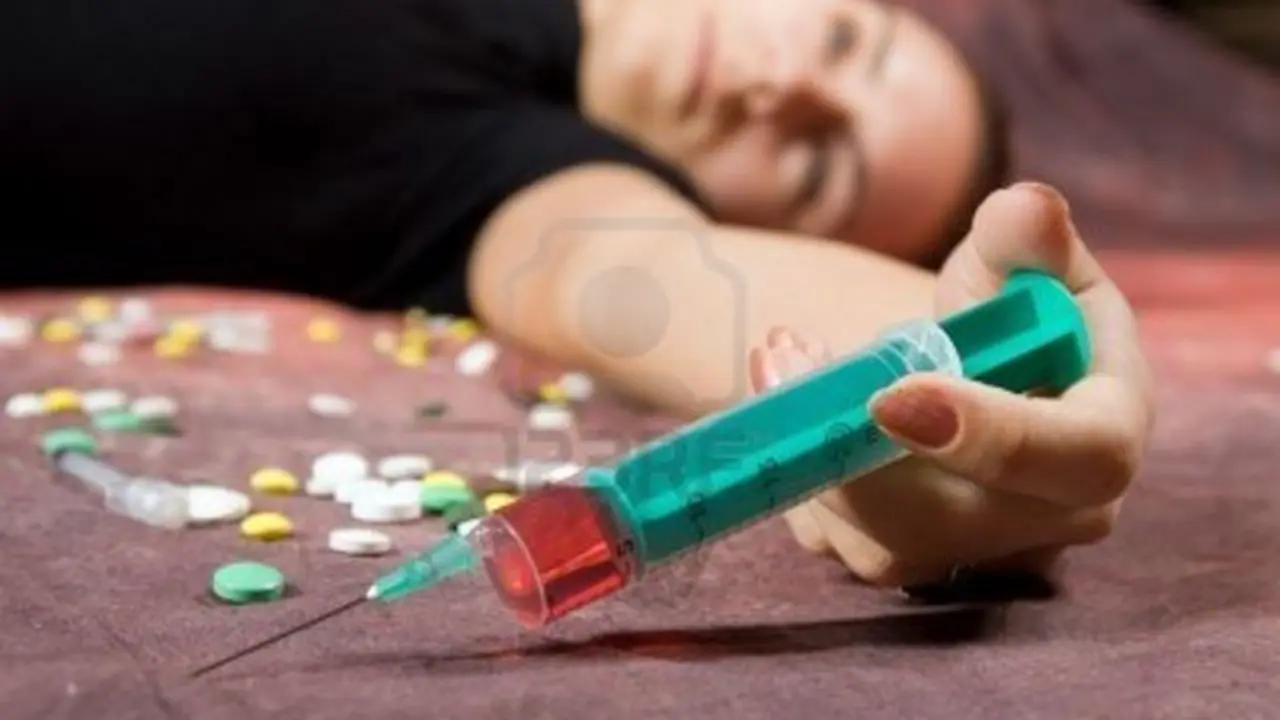 En Argentina, existen baches legales en el mercado de medicamentos que hacen insano al sistema de salud. Dentro de ellos sobresalen el consumo abusivo e ilegal de anab&oacute;licos