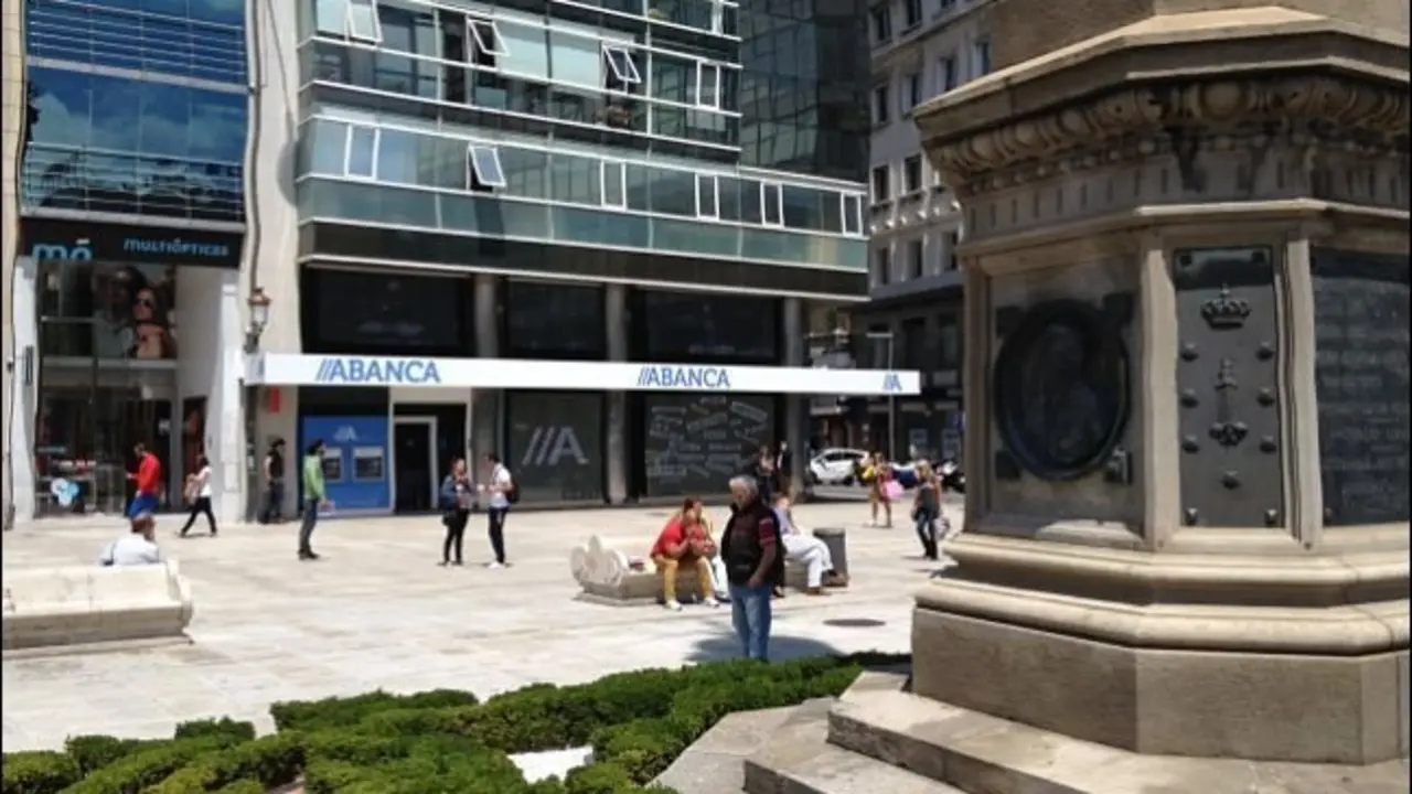 Sucursal de Abanca en A Coru&ntilde;a. / Mundiario