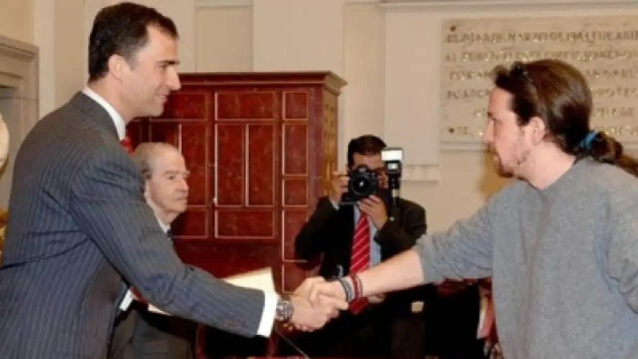 Felipe VI y Pablo Iglesias.