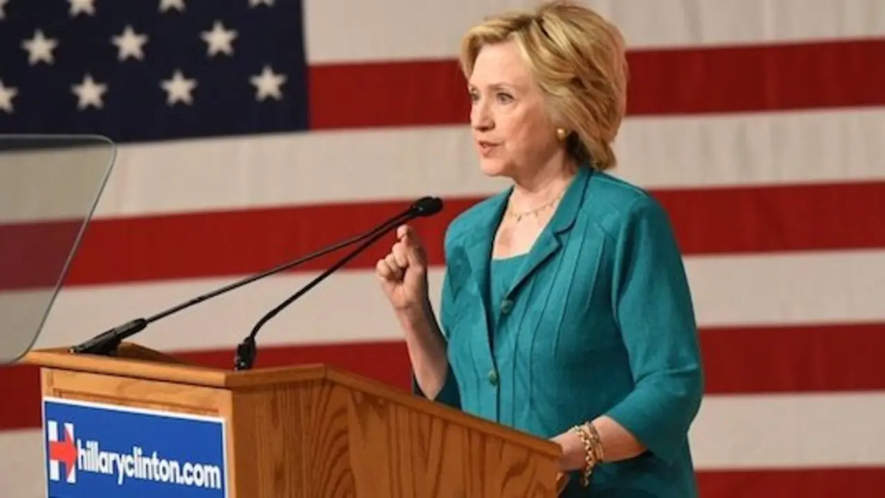 Hillary Clinton en un acto de campa&ntilde;a. / Facebook Hillary Clinton