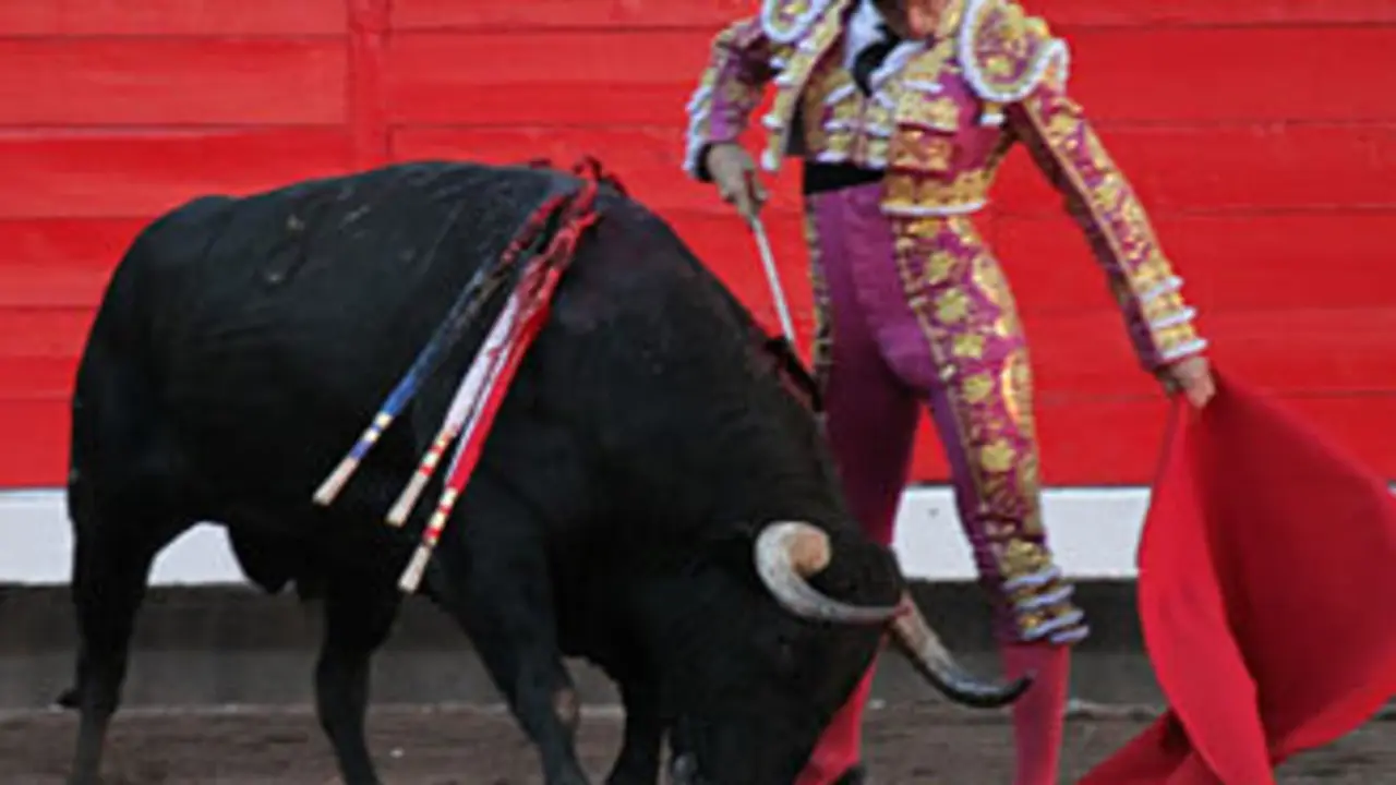 Jos&eacute; Garrido con el tercero.