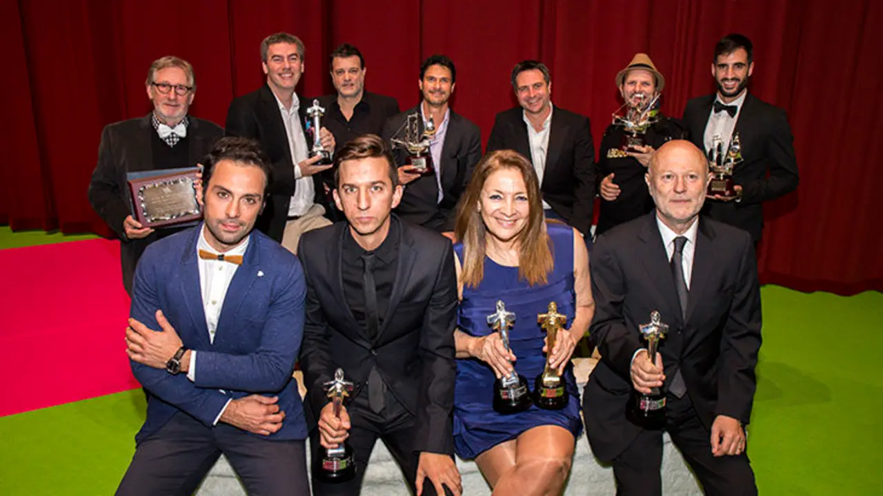 Cineastas  premiados  en la Gala de Clausura del 41 Festival de Cine Iberoamericano de Huelva. / Alberto Diaz
