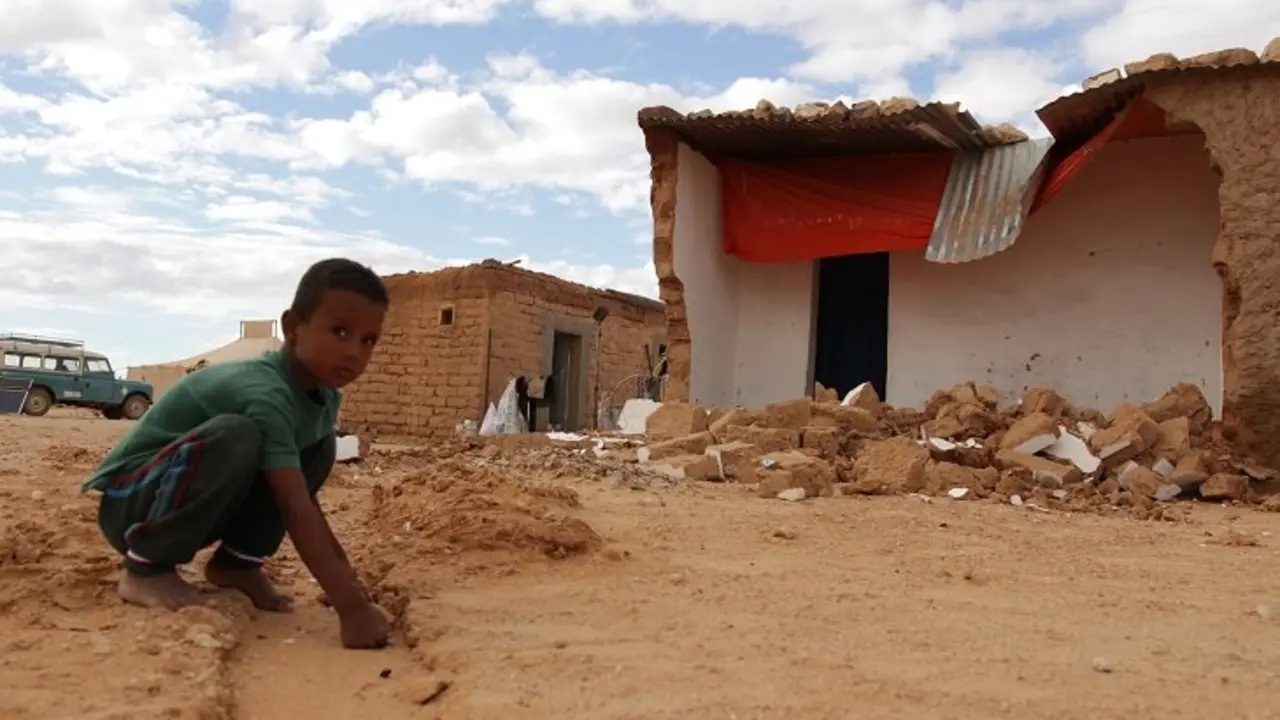 Un ni&ntilde;o en los campamentos de refugiados saharauis.