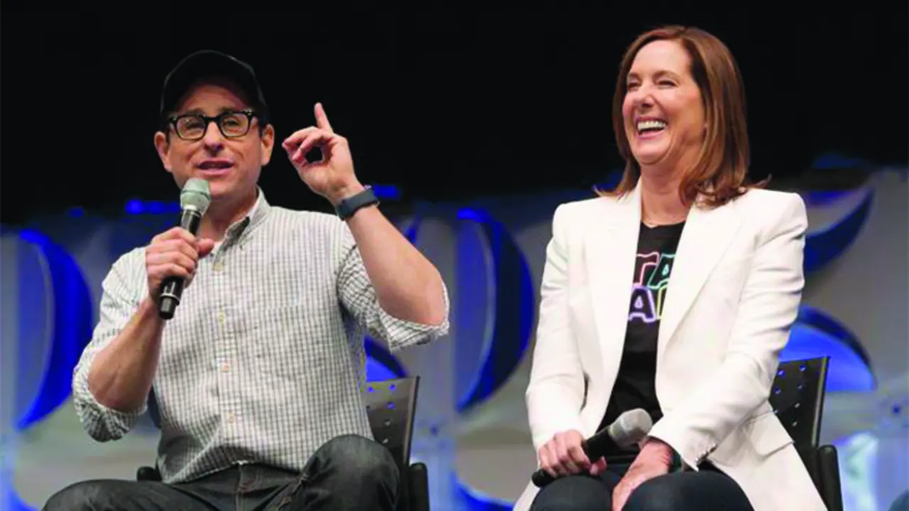 J.J. Abrams, y Kahtleen Kennedy, director y productora de Star Wars respectivamente. / 3news.co.nz