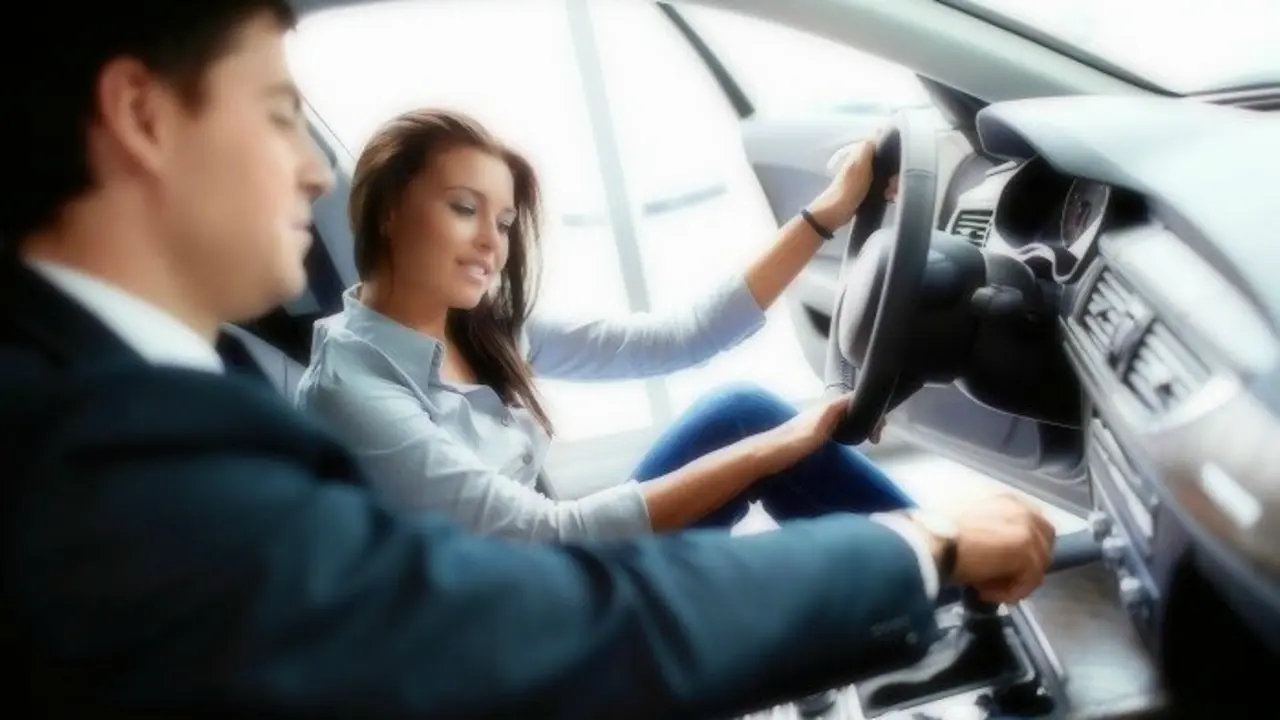 Venta de coches. / Mundiario