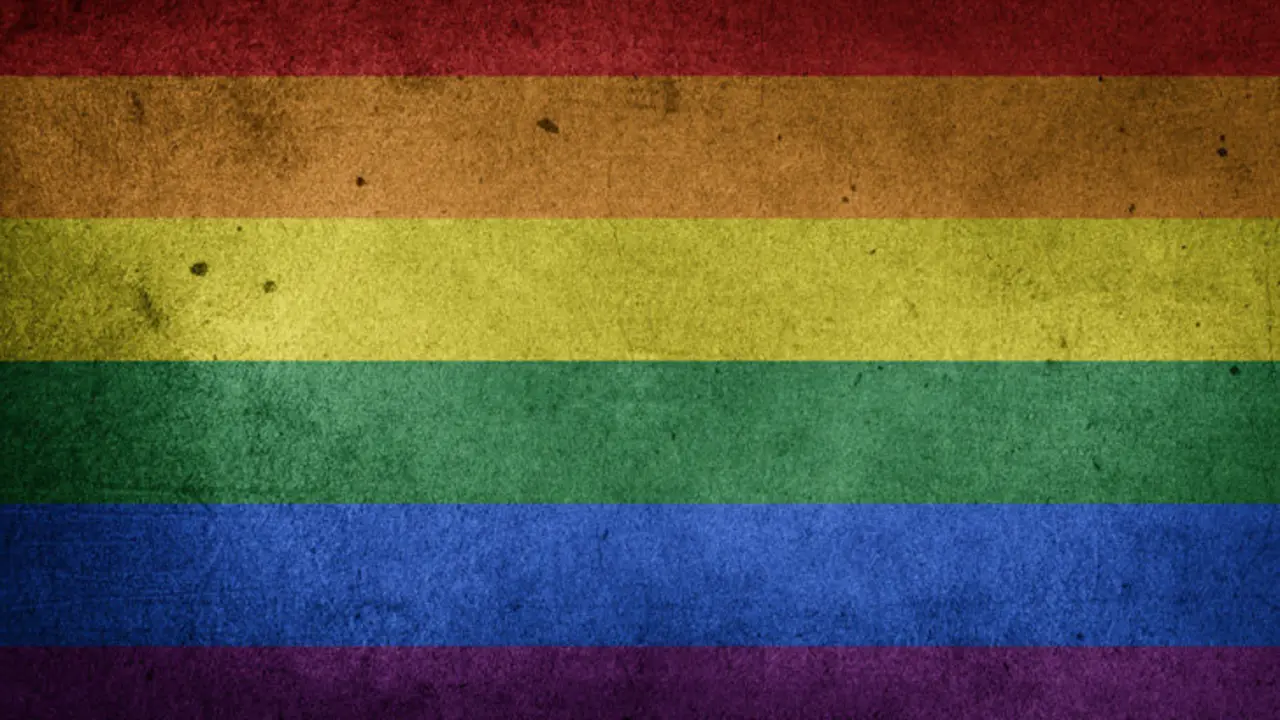 Bandera del movimiento LGTBI+. / Mundiario