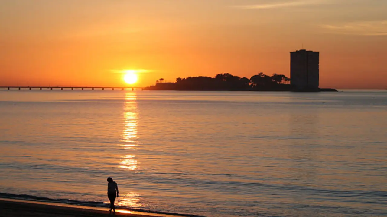 Atardece sobre Toralla. / JaviR