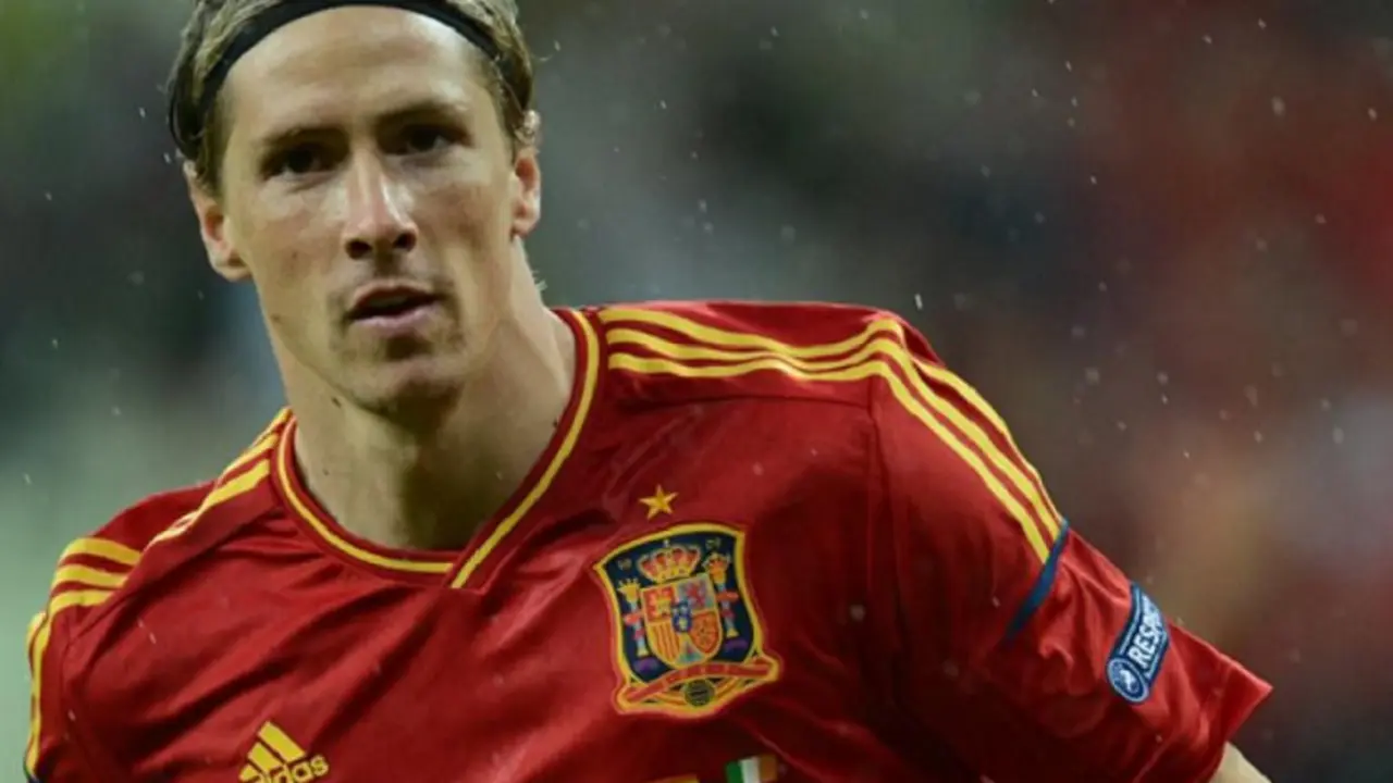 Fernando Torres con el 9 de La Roja.
