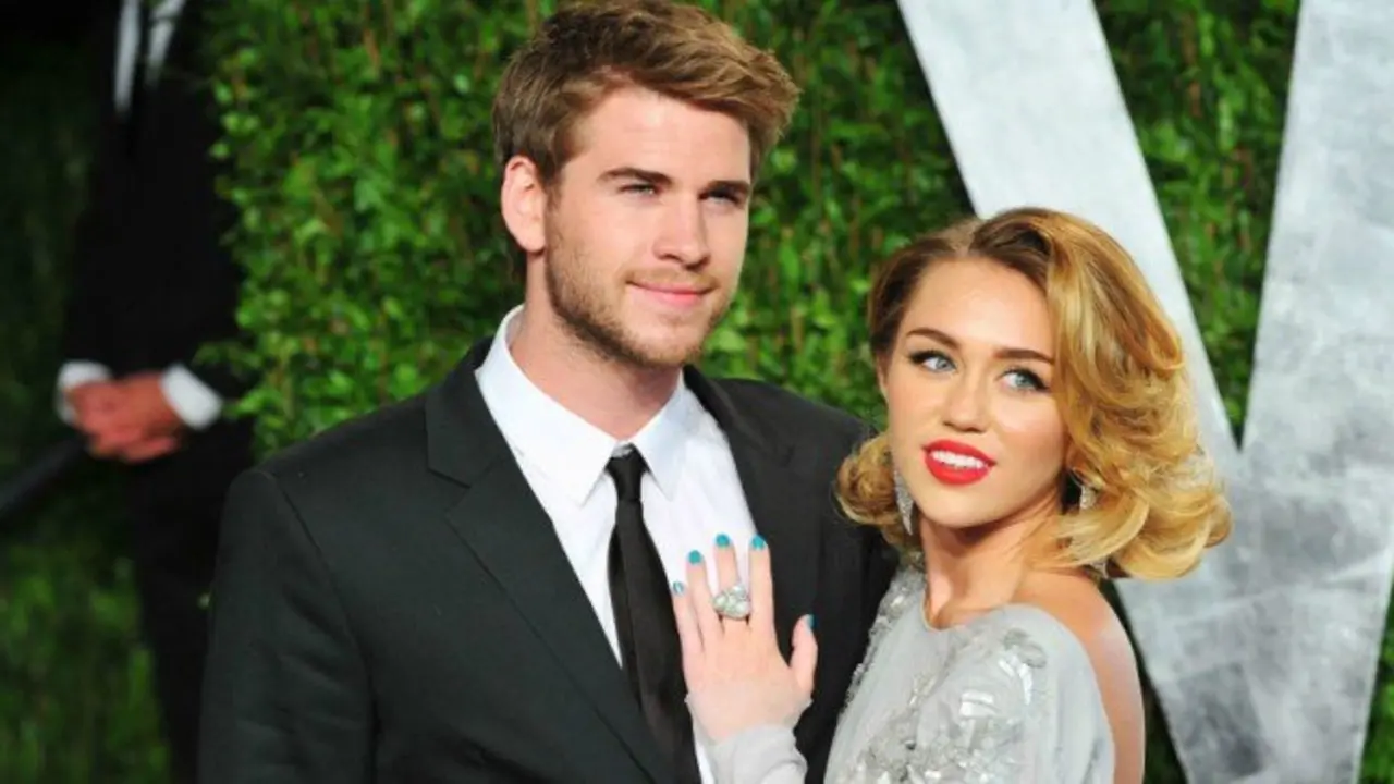 Liam Hemsworth y Miley Cyrus. / cosmopolitan.com