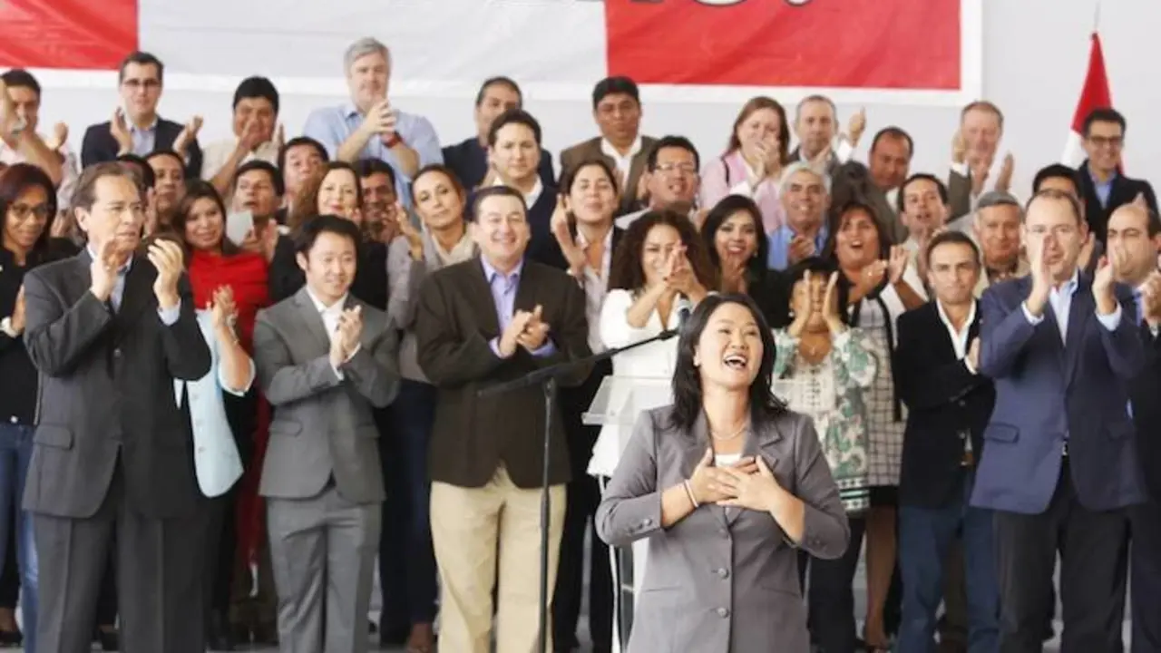 Keiko Fujimori y sus diputados. / elpais.com