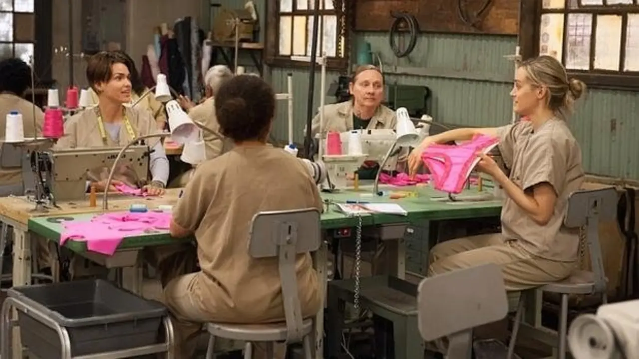 Fotograma de la serie Orange is the New Black, que ha disparado la venta de bragas usadas.