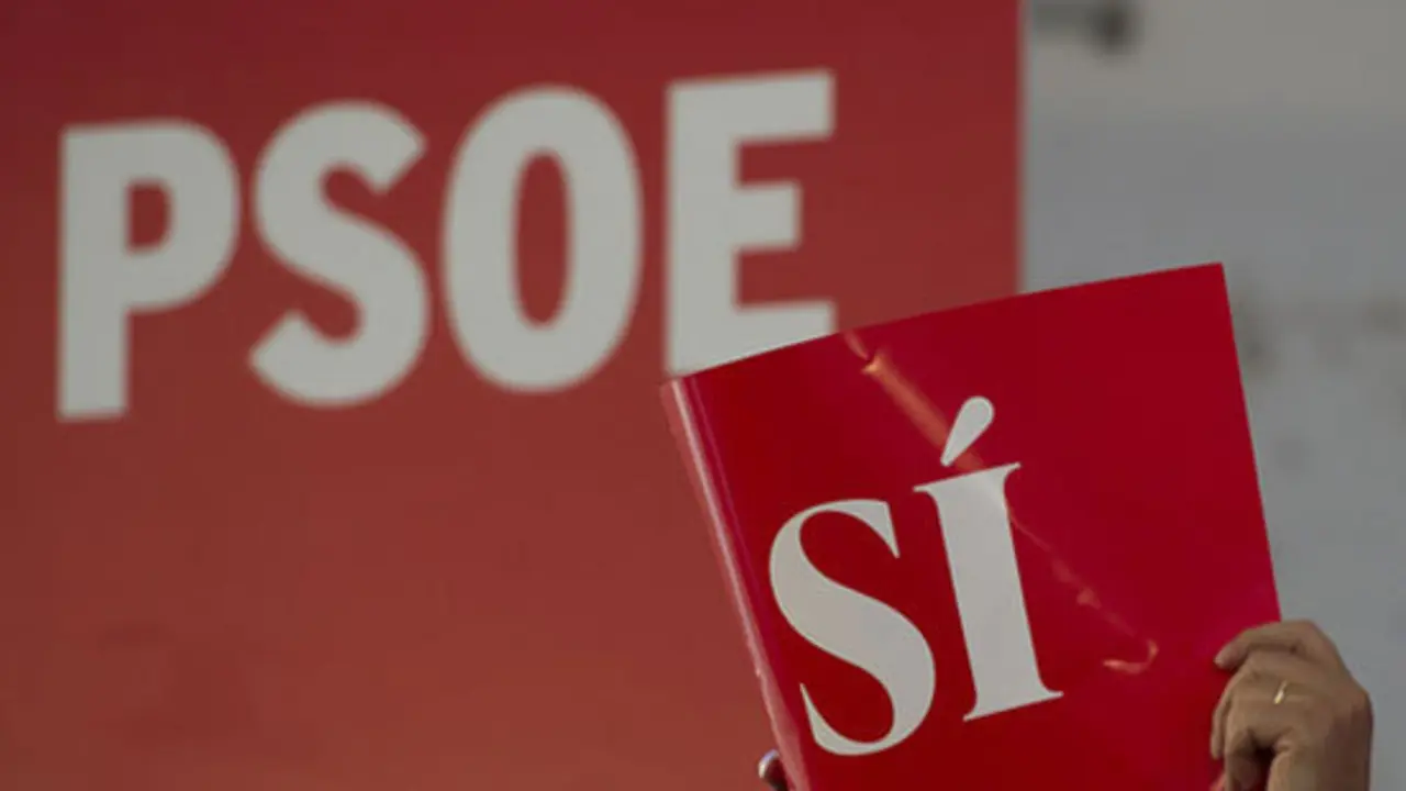 Cartel del PSOE. / Mundiario