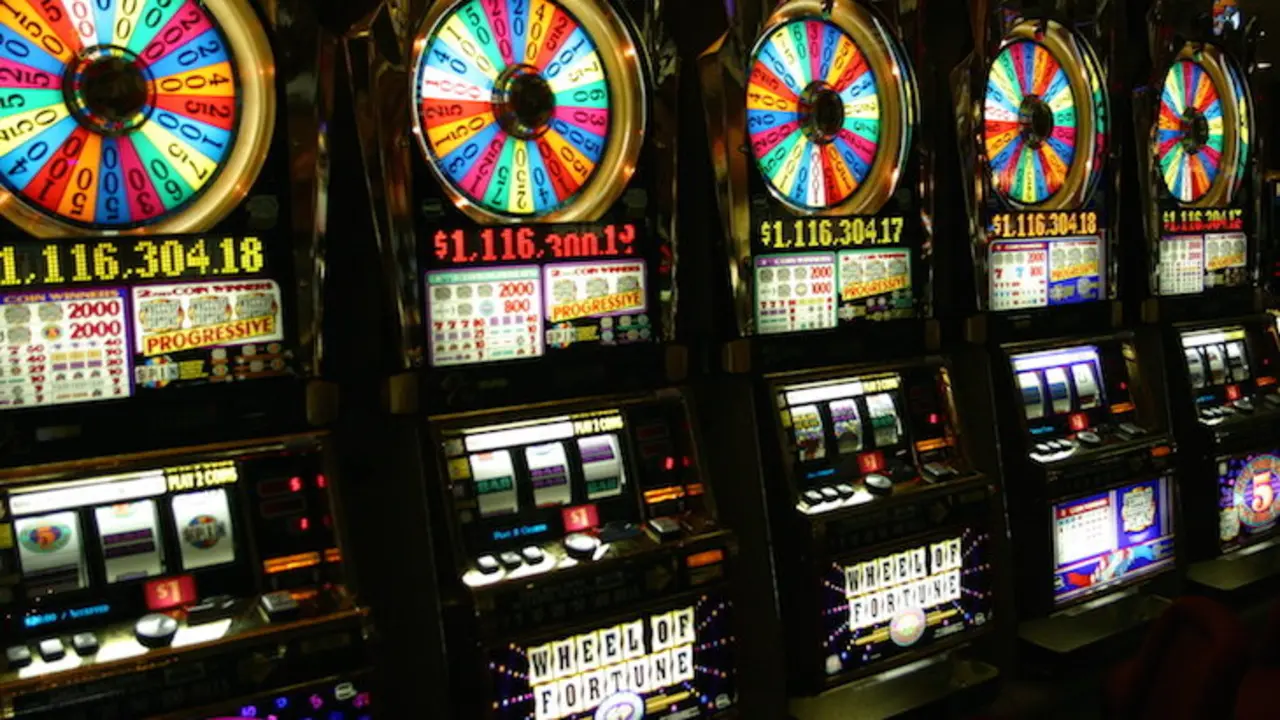 Las cl&aacute;sicas tragamonedas tambi&eacute;n son populares en casinos virtuales. / RRSS.
