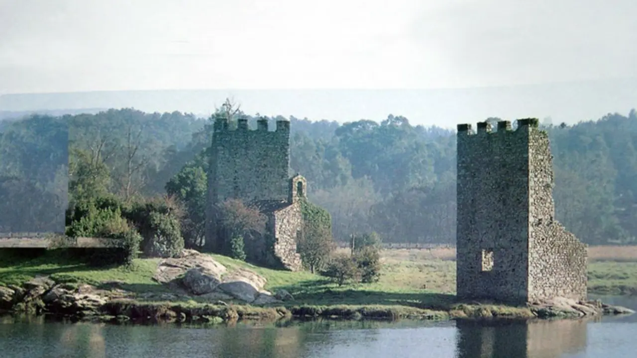 Torres do Oeste, Catoira.