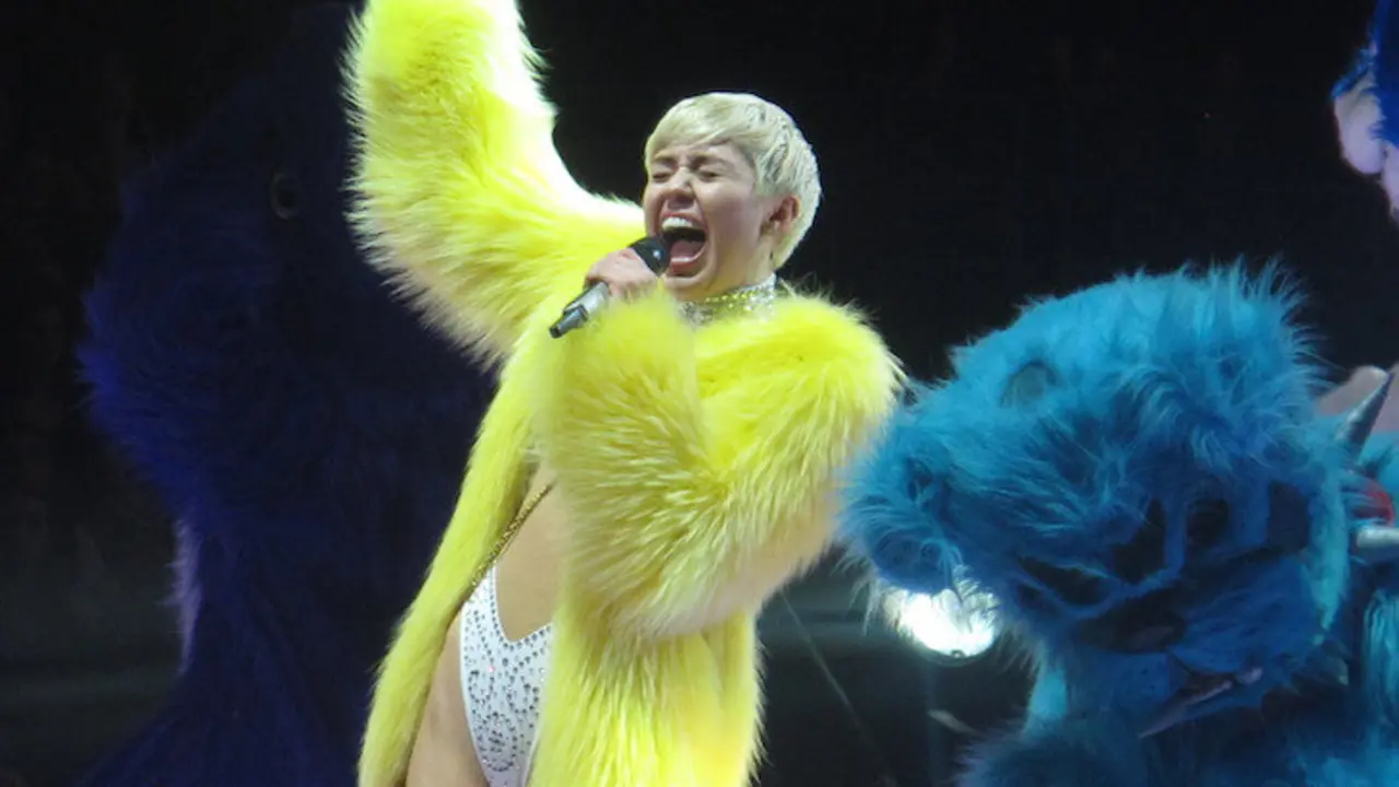 Miley Cyrus.