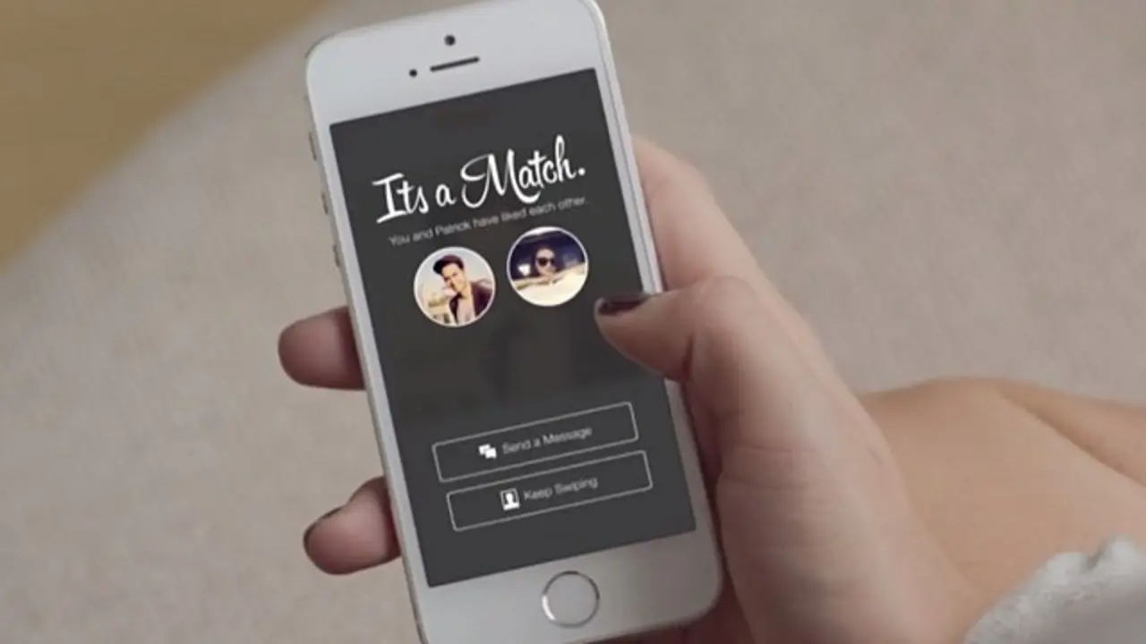 Tinder. / El Calce