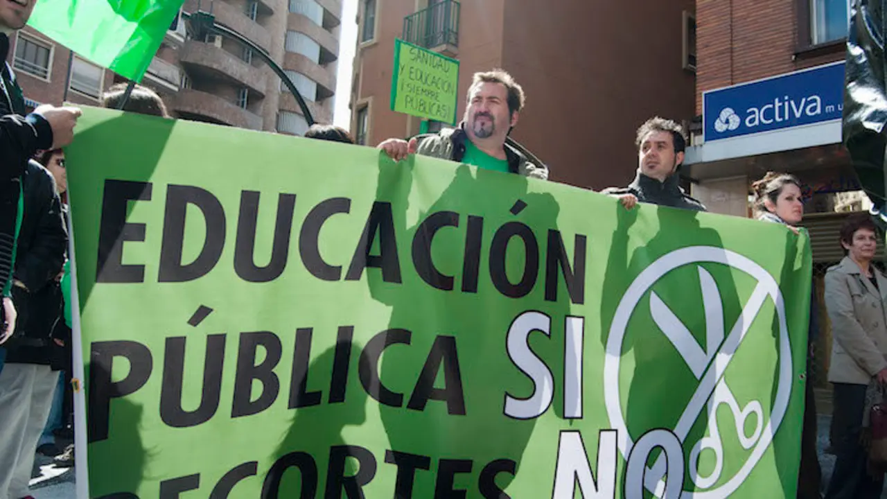 Manifestantes de la marea verde en 2012. / mareaverdearagon.wordpress.com