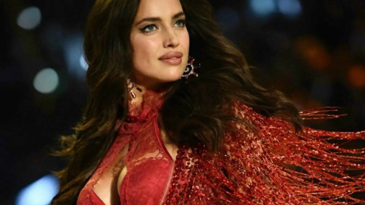 Irina Shayk en el desfile de Victoria's Secret 2016. / Heraldo