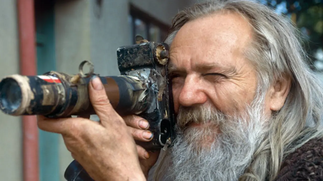 Miroslav Tichý. / IDIS