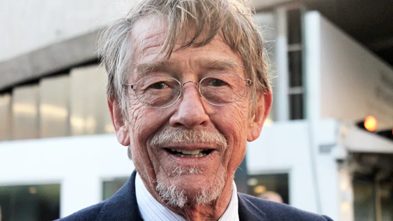 John Hurt 730px portada