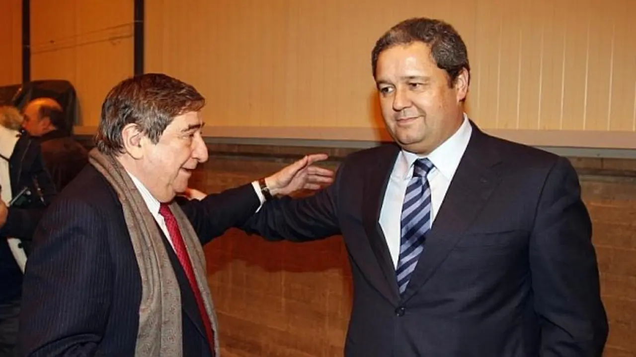 Augusto César Lendoiro y Tino Fernández. / RCD